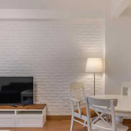 Market With Parking By Aston *