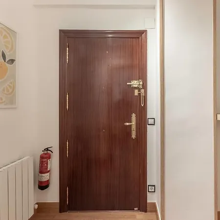 Market With Parking By Aston Apartament Bilbao