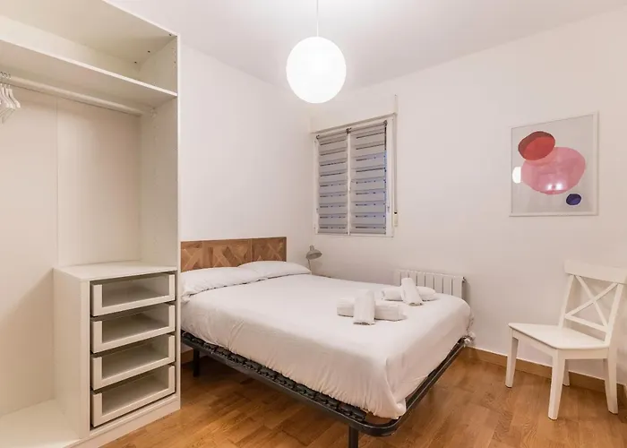 Appartement Market With Parking By Aston